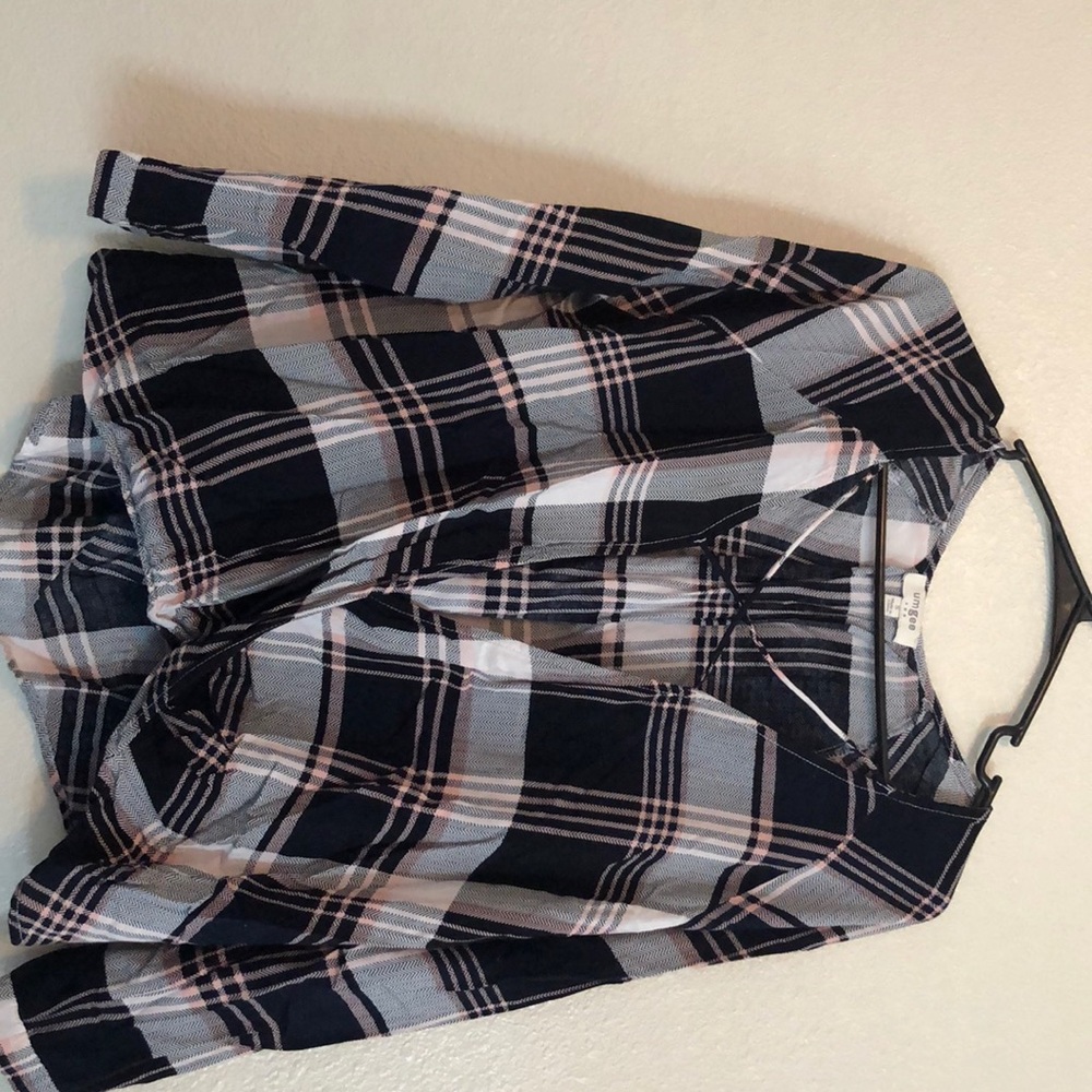 Women’s shirt